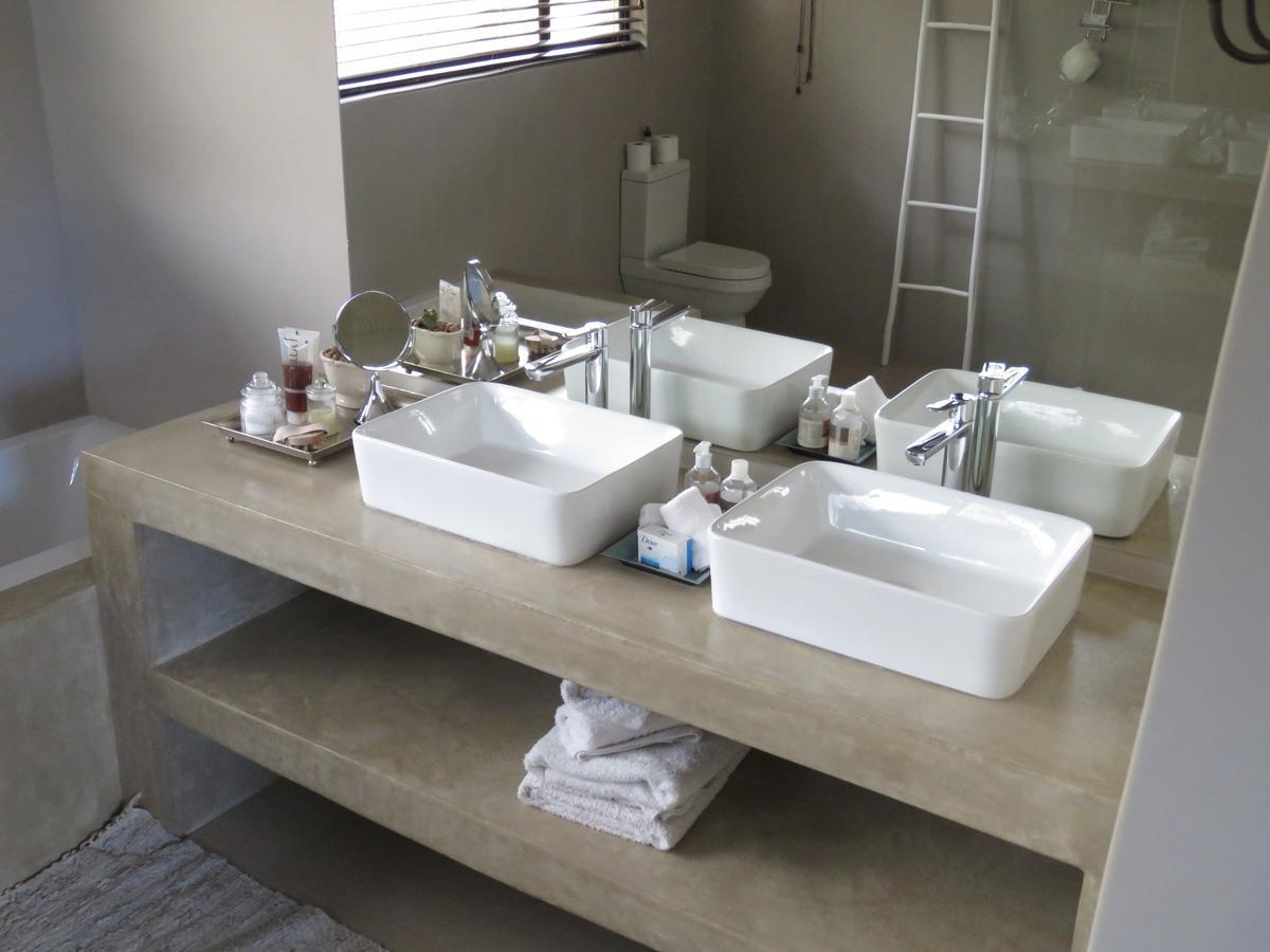Beautiful Studio! Modern, Secure,Comfy Stay In Windhoek Golf Estate Екстер'єр фото